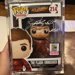 Funko Pop! The Flash Unmasked Figure - Red and Brown